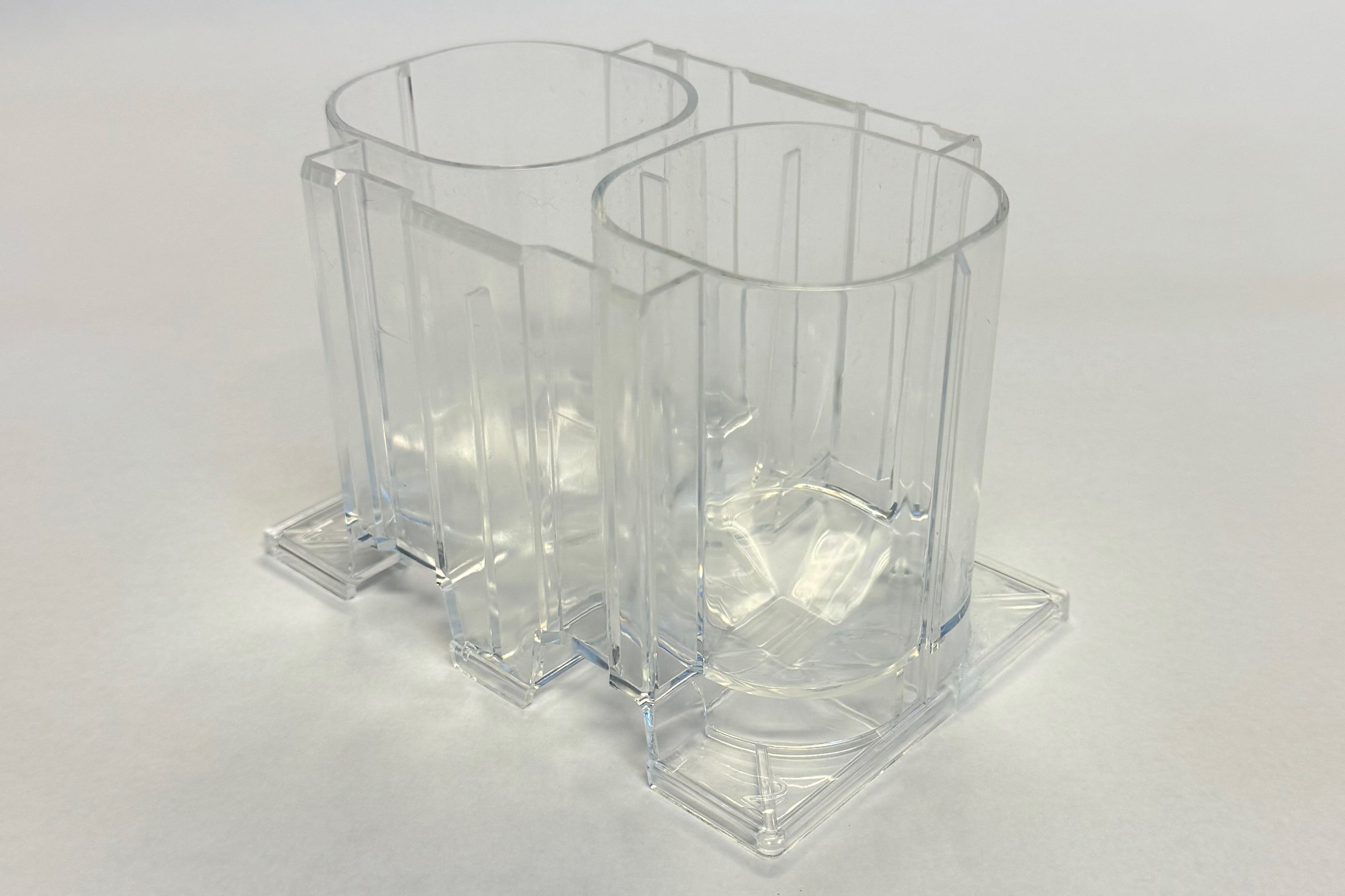 Polystyrene transparent 2-deepwell microplates with polystyrene lid